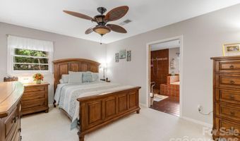 95 Pensacola Ave, Arden, NC 28704