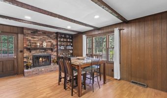 66 Loftus Cir, Bridgeport, CT 06606