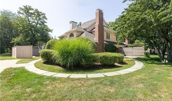 112 Harrison Ave, Newport, RI 02840