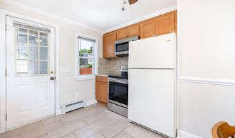 404 Soundview Ave, Bridgeport, CT 06606