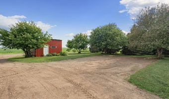 51413 150th St, Austin, MN 55912