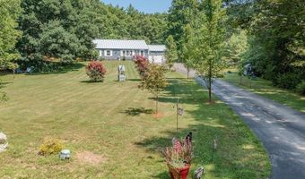 18 Lady Slipper Ln, Barrington, NH 03825