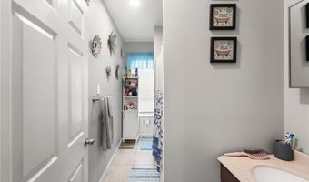 129 Cleveland St, Central Falls, RI 02863