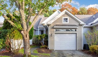 13 Laurel Hill Ct 13, Bourne, MA 02532