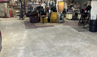 920-924 Parriott St, Aplington, IA 50604