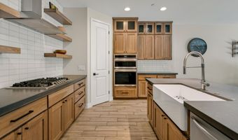 524 POWDER BOX Rd, Clarkdale, AZ 86324