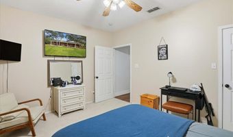 1402 W Johnson Ave, Aransas Pass, TX 78336