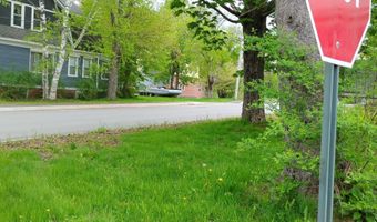 105 Broadway, Baileyville, ME 04694