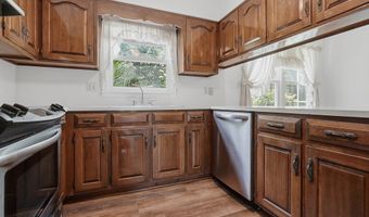 501 Divine Dr, Albany, GA 31721
