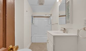 247 Stevens St, Bristol, CT 06010