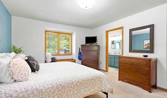 6331 ARBUTUS Dr, Wisconsin Rapids, WI 54494