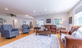 48 Cider Mill Rd, Bedford, NH 03110