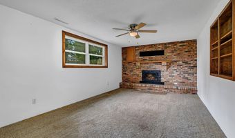 105 Barracuda Ave SE, Avon, MN 56310