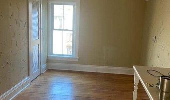 329 Jefferson St 2, Algonquin, IL 60102