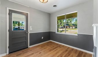 1108 SE E St, Bentonville, AR 72712