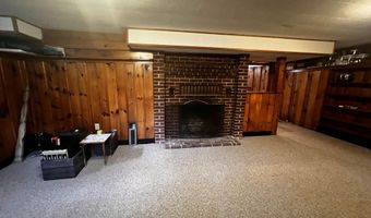 66 Howard St, Bangor, ME 04401