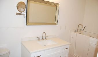 3248 Sth 81, Argyle, WI 53504