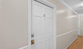 11 Peachtree Hills Avenue NE B5, Atlanta, GA 30305