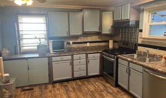 379 S High St, Austin, IN 47102