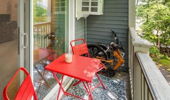 7 Wake Robin Rd 310, Lincoln, RI 02865