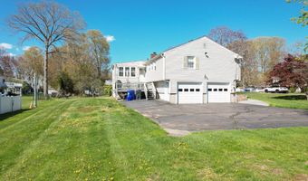 10 Brightwood Ln, Branford, CT 06405
