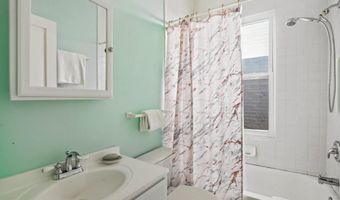 628 A St NE, Washington, DC 20002