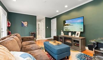 1738 E JONQUIL Ter, Arlington Heights, IL 60004