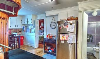 3 Waumsett Ave, Cumberland, RI 02864