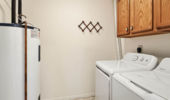 816 King Ridge Dr, Ashland, OH 44805