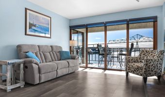 1 3RD St 204, Astoria, OR 97103