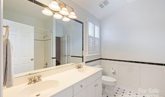 2306 Club Rd, Charlotte, NC 28205