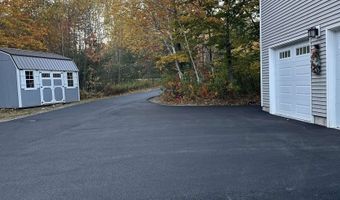 76 Curries Way, Brookfield, NH 03872