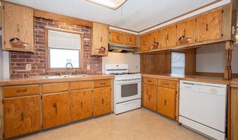21 Golden Pond, Akron, NY 14001
