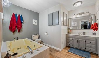 911 Kingsbury St, Belle Fourche, SD 57717