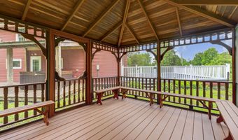 241 E Hardscrabble Rd, Auburn, ME 04210