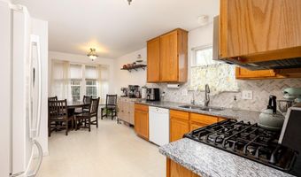 3339 Elsinore Ct, Ann Arbor, MI 48105