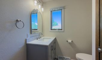 1115 NE 15th Ave, Aberdeen, SD 57401
