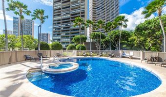 581 Kamoku St 2006, Honolulu, HI 96826