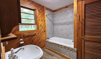 154 Reed Rd, Athens, VT 05143