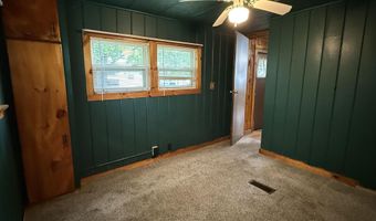 9 Village Dr, Brattleboro, VT 05301