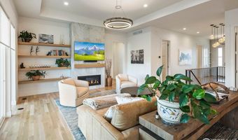 1246 Swan Peter Dr, Berthoud, CO 80513