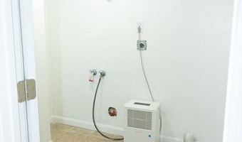 95 Elwyn St, Cranston, RI 02920