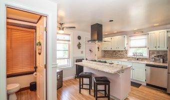 71 Riley Ave, Manchester, NH 03103