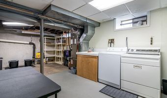 76 Burbank St, Cranston, RI 02910