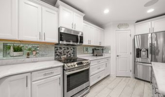 1560 N Oak Park Ave, Avon Park, FL 33825