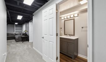506 2nd Ave SW, Altoona, IA 50009