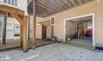 14 E 16TH St, Barnegat Light, NJ 08006