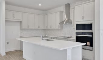5101 WAYPOINTE Blvd, Apopka, FL 32712