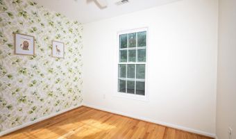 534 WINDING ROSE Dr, Rockville, MD 20850