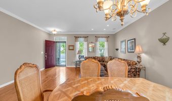 5 Minot Light Ct, Barnegat, NJ 08005